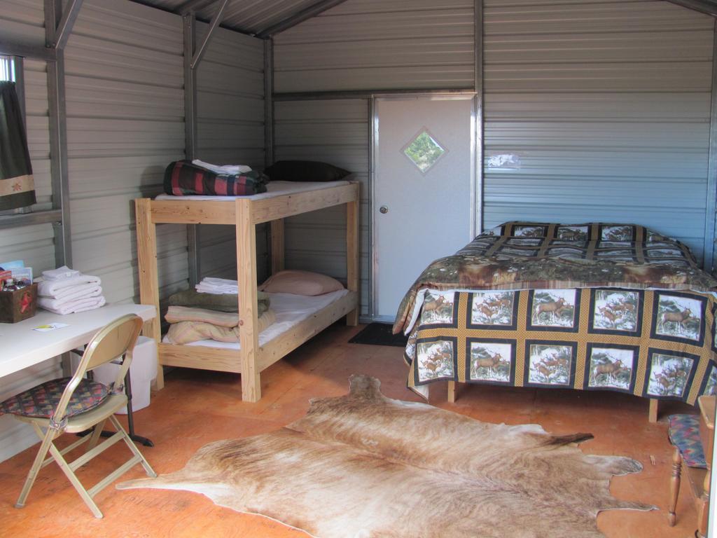 Lupine Cabin, Glamour Camping, Stunning Skies And Sunrise Views Монтічелло Екстер'єр фото