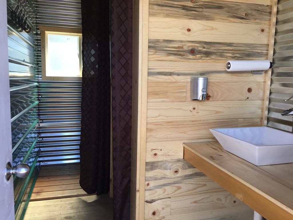Lupine Cabin, Glamour Camping, Stunning Skies And Sunrise Views Монтічелло Екстер'єр фото